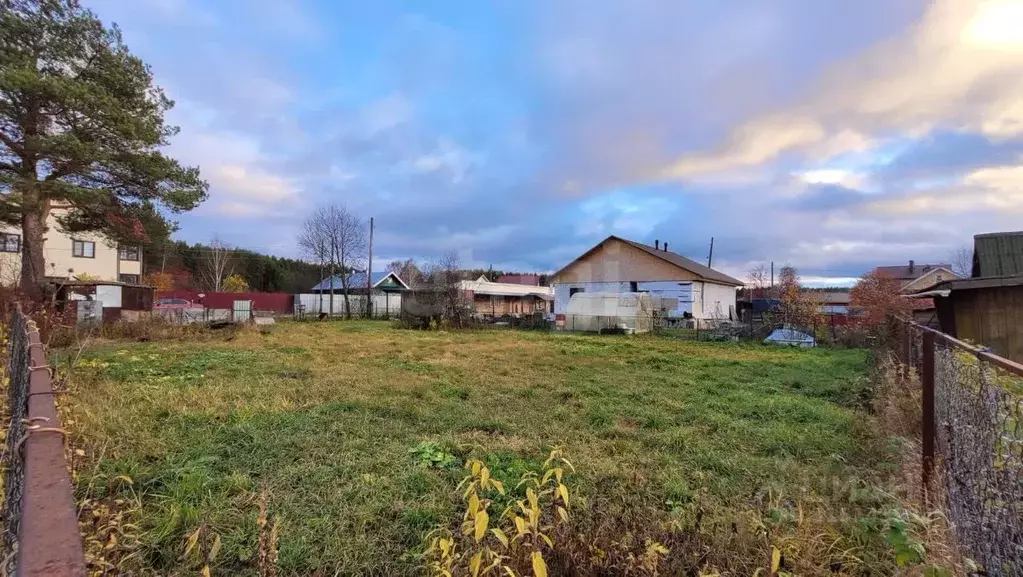Участок в Архангельская область, Вычегодский рп ул. Лесная (5.4 сот.) - Фото 1