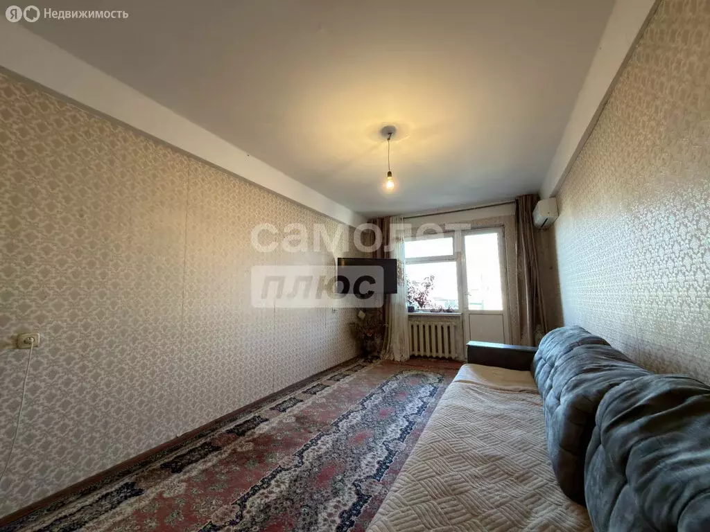 3-комнатная квартира: Махачкала, улица Героев Дагестана, 8 (73 м) - Фото 2