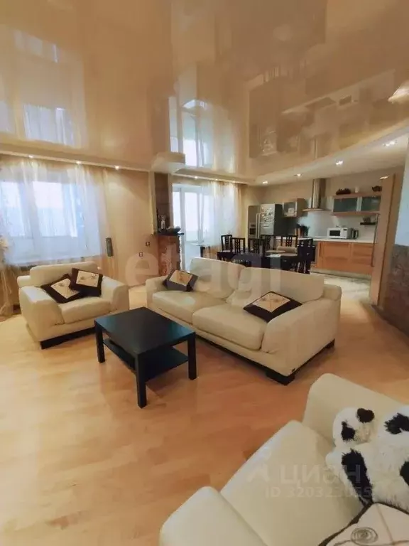 3-к кв. Башкортостан, Уфа ул. Авроры, 5/10 (103.7 м) - Фото 0