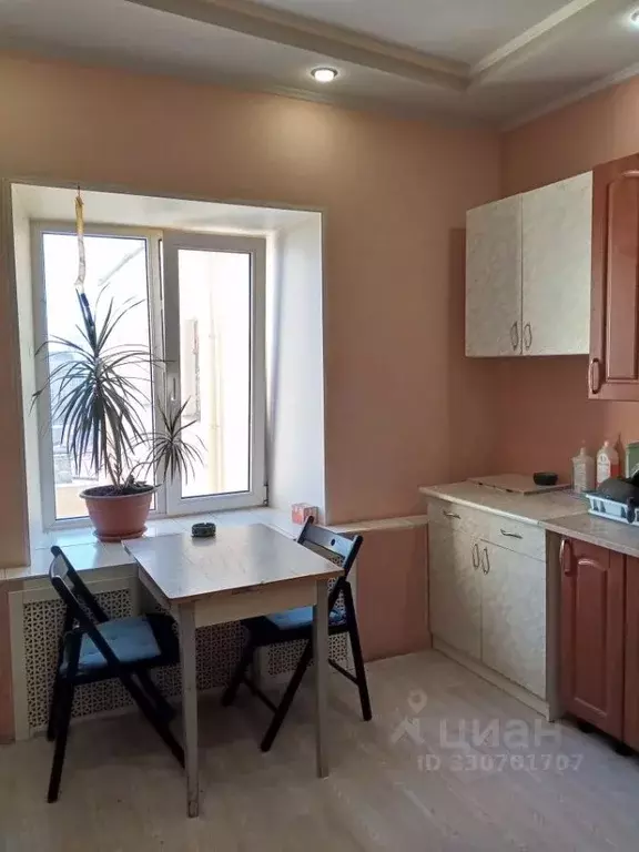 Комната Санкт-Петербург Английский просп., 40 (25.0 м) - Фото 1