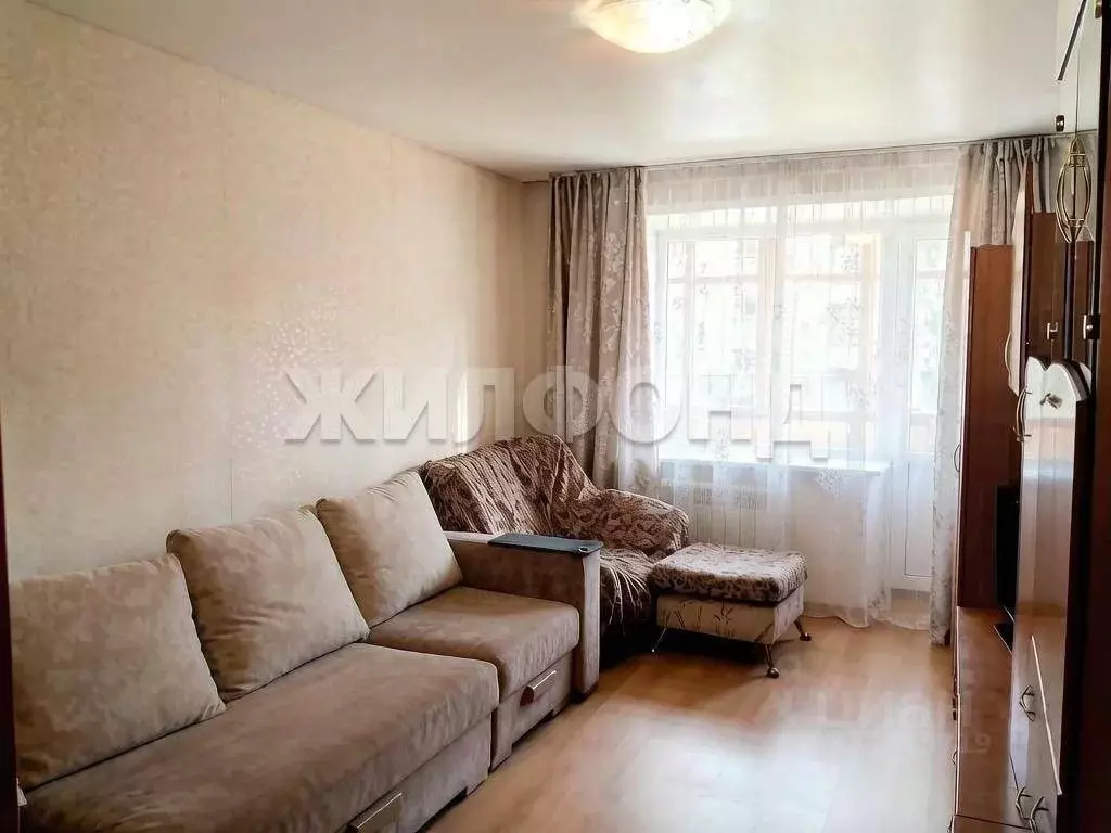 2-к кв. Алтайский край, Барнаул Новоугольная ул., 24 (44.8 м) - Фото 0