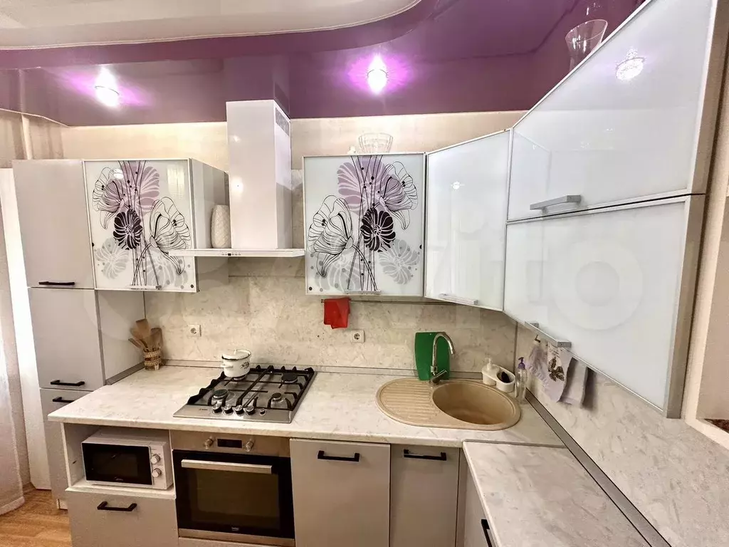 2-к. квартира, 55 м, 7/11 эт. - Фото 0