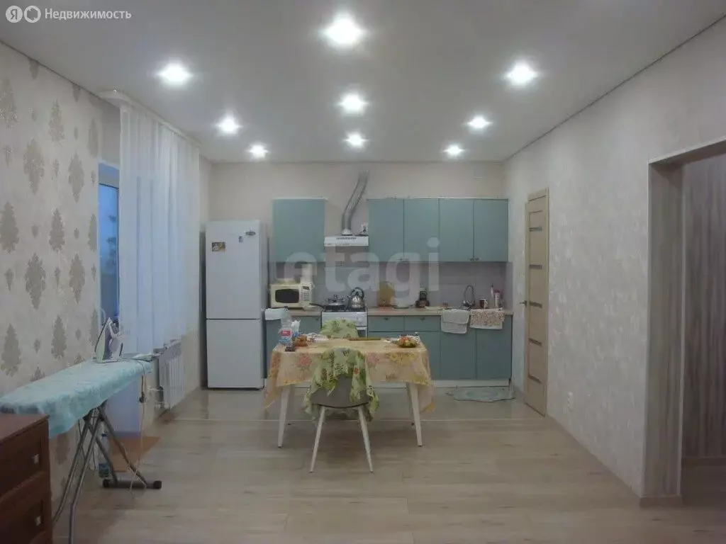 Дом в Белгород, Пригородная улица (97 м) - Фото 1