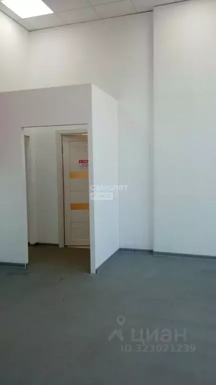 Торговая площадь в Ханты-Мансийский АО, Лангепас Солнечная ул. (25 м) - Фото 0