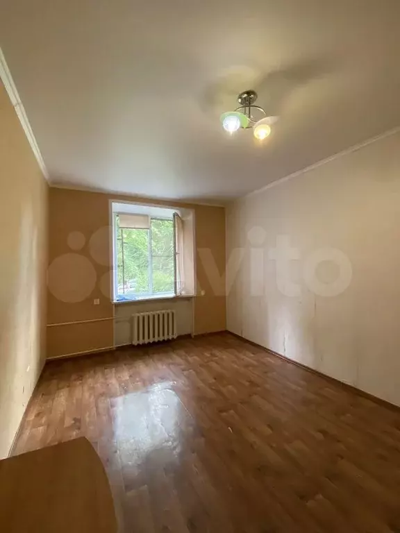 Комната 18,9 м в 1-к., 1/4 эт. - Фото 0