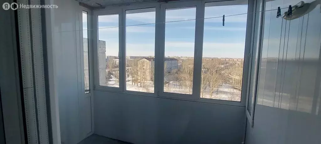 2-комнатная квартира: Заринск, улица 25-го Партсъезда, 42 (48.1 м) - Фото 1