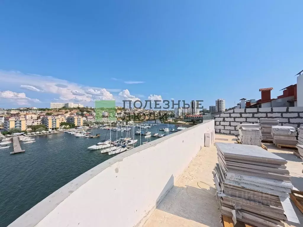 1-к кв. Севастополь ул. Адмирала Фадеева, 18 (130.0 м) - Фото 1