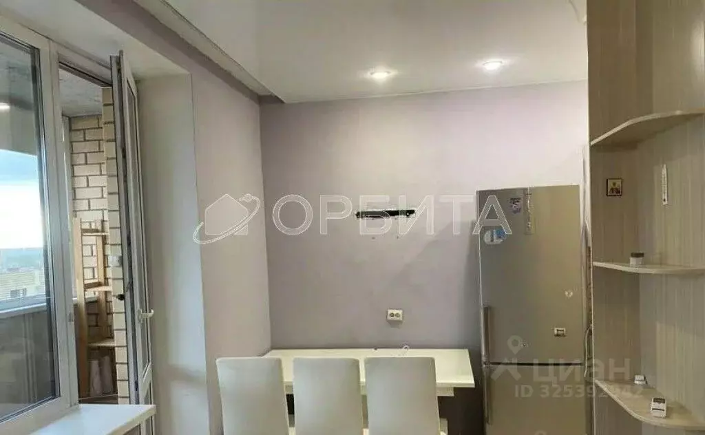 Студия Тюменская область, Тюмень ул. Беляева, 35к2 (28.0 м) - Фото 1