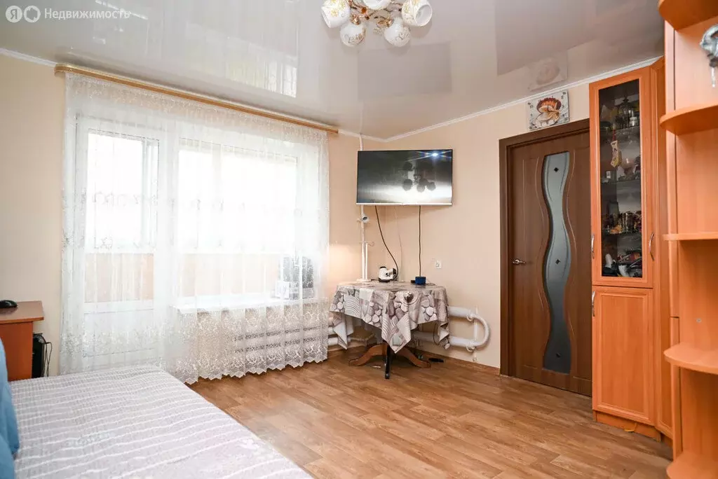 3-комнатная квартира: Казань, улица Дементьева, 3А (55 м) - Фото 2