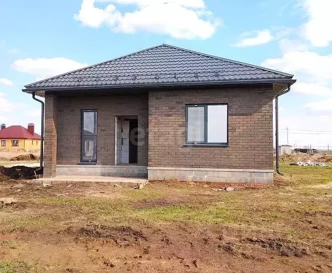 Дом в Белгородская область, Новый Оскол ул. Кедровая, 17 (82 м) - Фото 1