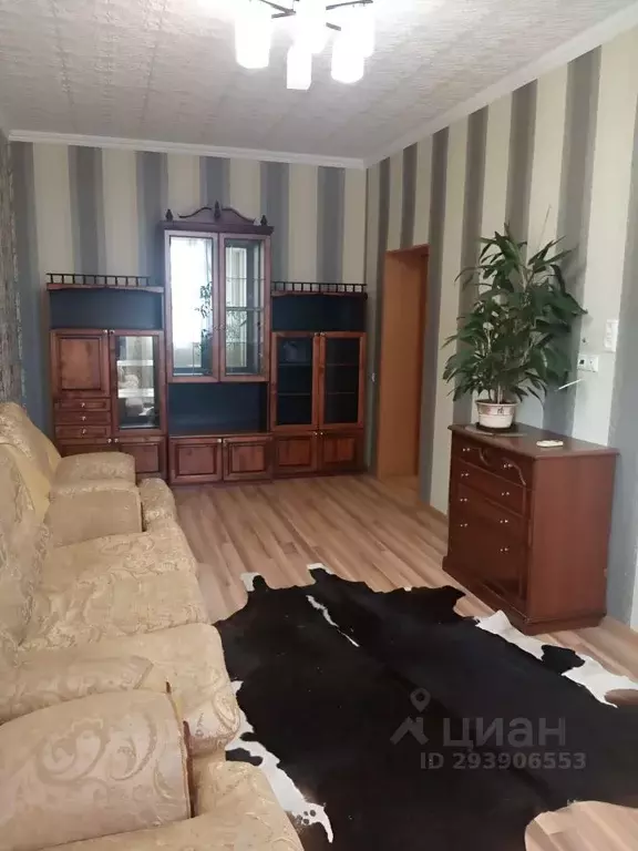 2-к кв. Курская область, Курск Рябиновая ул., 28 (57.2 м) - Фото 1