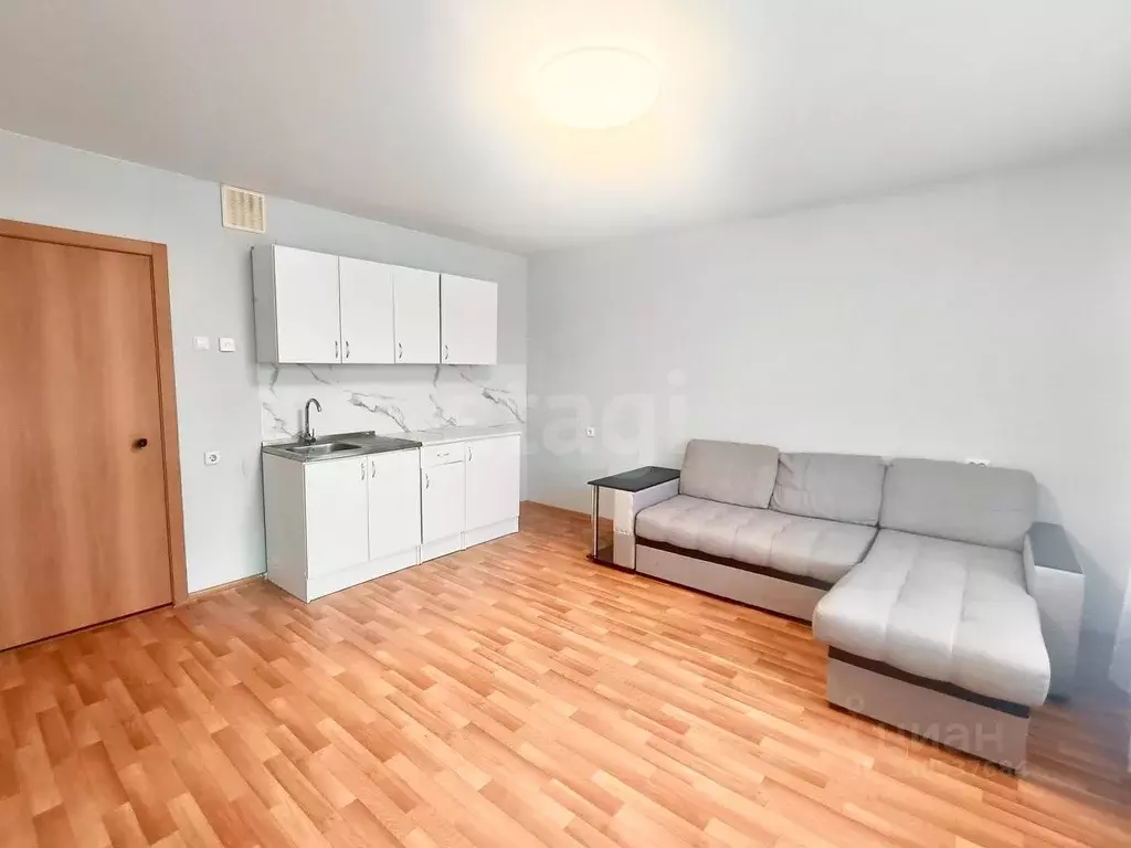 1-к кв. Красноярский край, Красноярск Свердловская ул., 15Б (42.5 м) - Фото 1