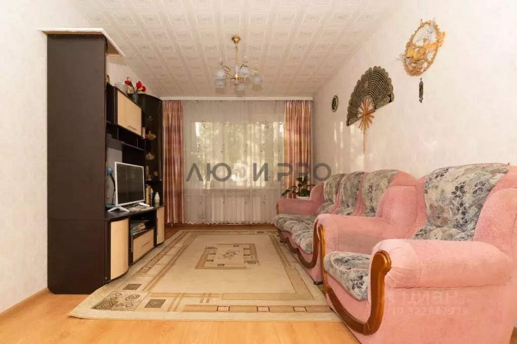 3-к кв. Башкортостан, Уфа ул. Юрия Гагарина, 19 (60.1 м) - Фото 0