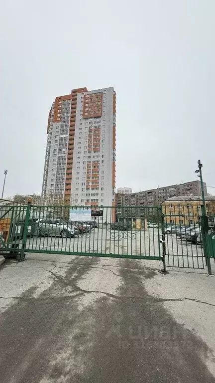 1-к кв. Свердловская область, Екатеринбург ул. Парниковая, 6 (38.0 м) - Фото 1