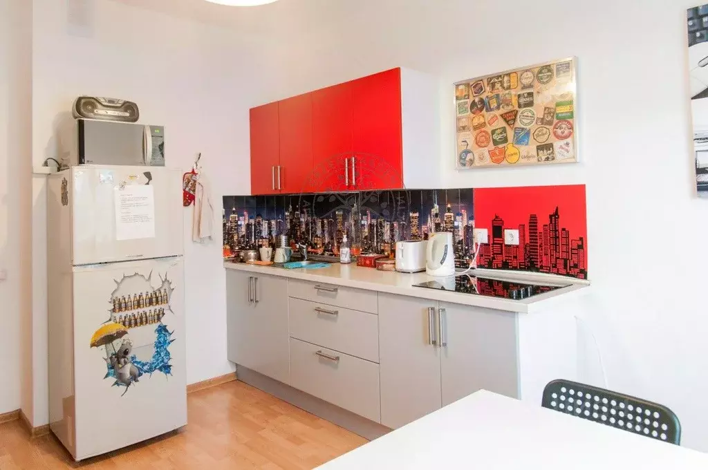 2-к кв. Свердловская область, Екатеринбург ул. 8 Марта, 167 (67.0 м) - Фото 1