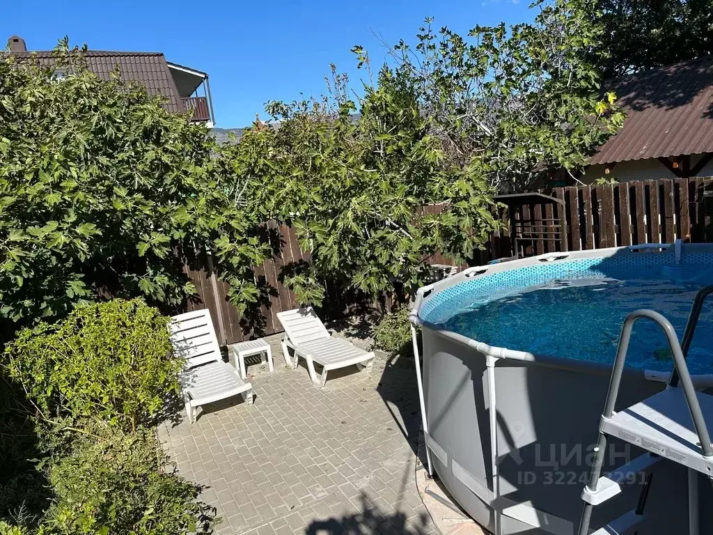 Дом в Краснодарский край, Геленджик ул. Дружбы, 6 (50 м) - Фото 1