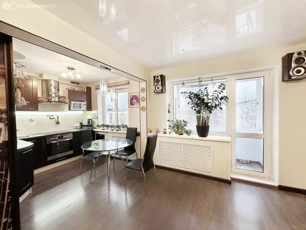 3-комнатная квартира: Петрозаводск, Московская улица, 7 (59 м) - Фото 0