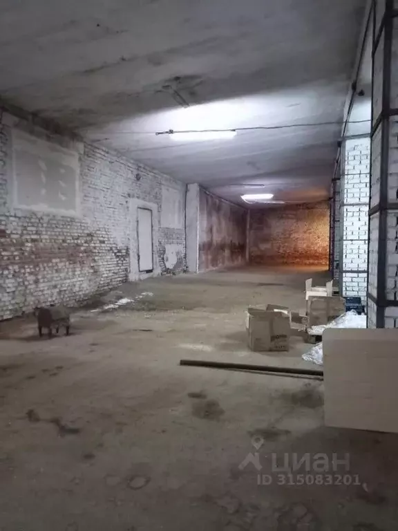 Склад в Саратовская область, Саратов Универсальная ул., 1А (11205 м) - Фото 0
