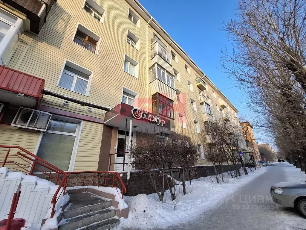 Помещение свободного назначения в Омская область, Омск просп. Мира, 78 ... - Фото 1