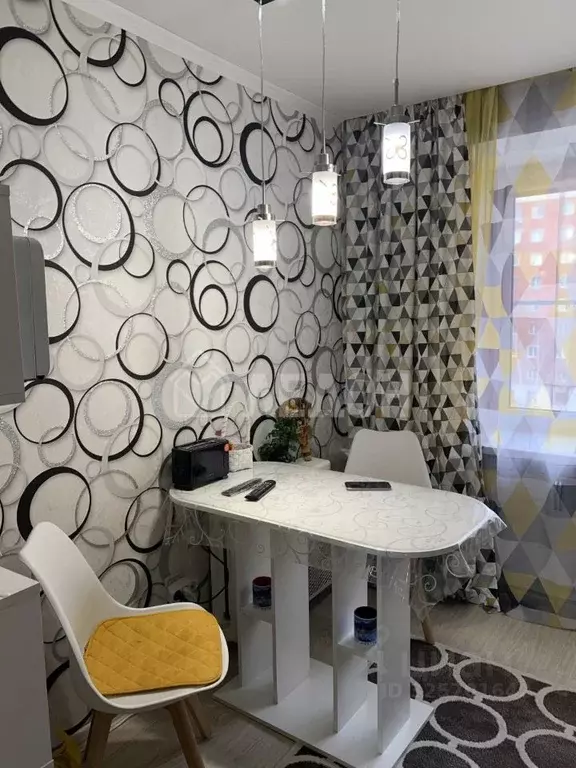 3-к кв. Омская область, Омск ул. Челюскинцев, 100 (60.0 м) - Фото 1