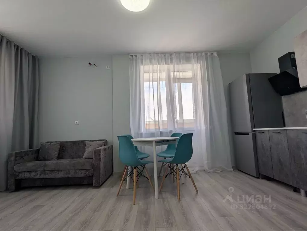 1-к кв. Волгоградская область, Волгоград ул. Качинцев, 83 (41.5 м) - Фото 0