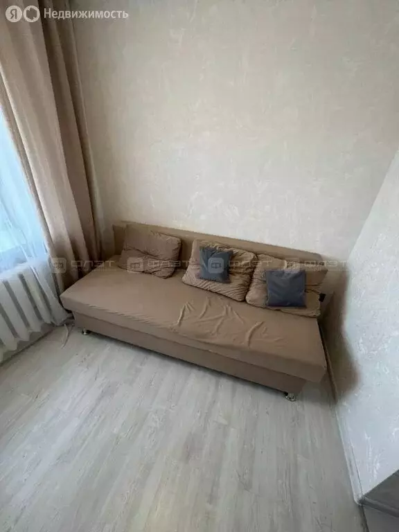 1-комнатная квартира: Казань, улица Нариманова, 45 (11 м) - Фото 2