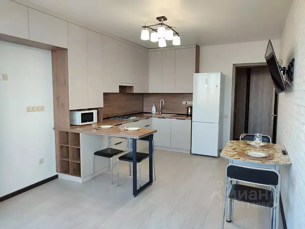 2-к кв. Краснодарский край, Анапа Владимирская ул., 120 (101.0 м) - Фото 1