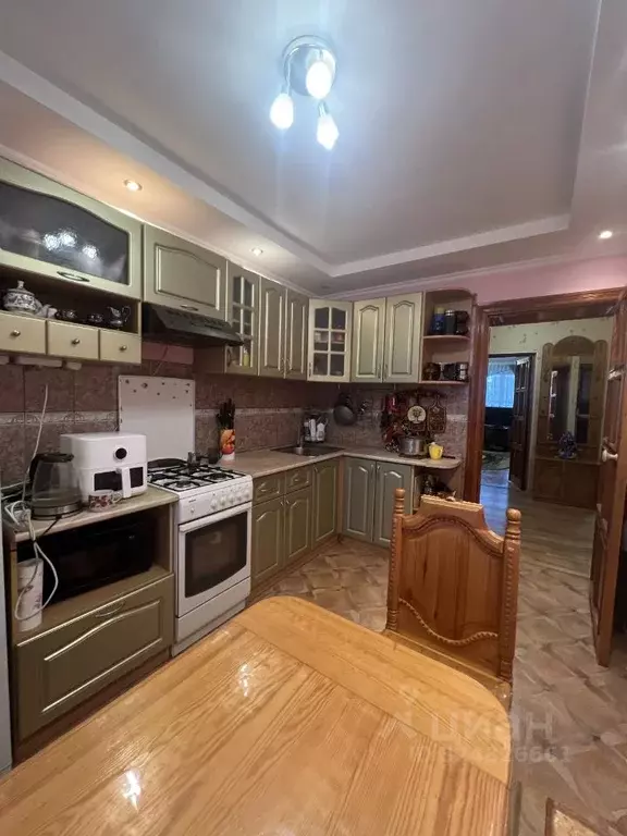 3-к кв. Омская область, Омск ул. 6-я Шинная, 1 (71.2 м) - Фото 2