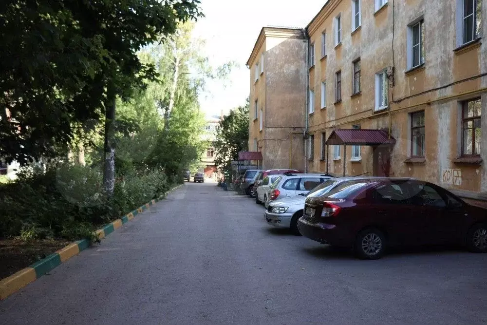 Комната 19 м в 3-к., 1/3 эт. - Фото 0