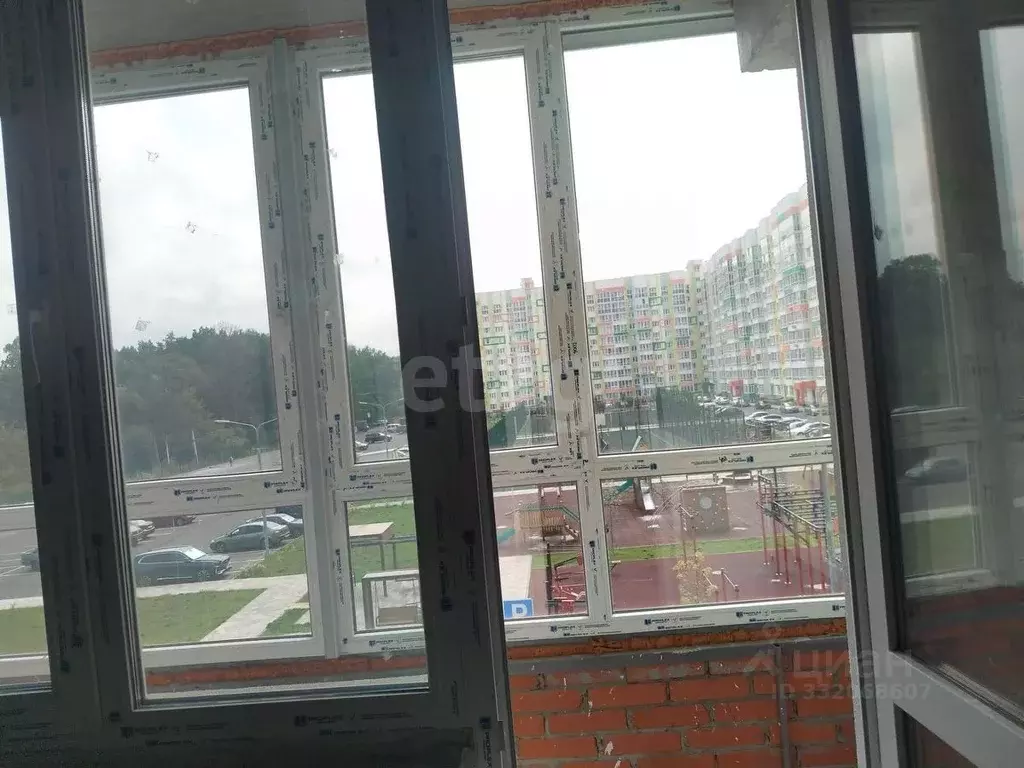 Студия Курская область, Курск ул. Энгельса, 158к1 (28.4 м) - Фото 1