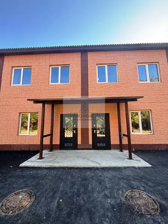 Таунхаус в Челябинская область, Магнитогорск ул. Калмыкова, 32А (150 ... - Фото 2