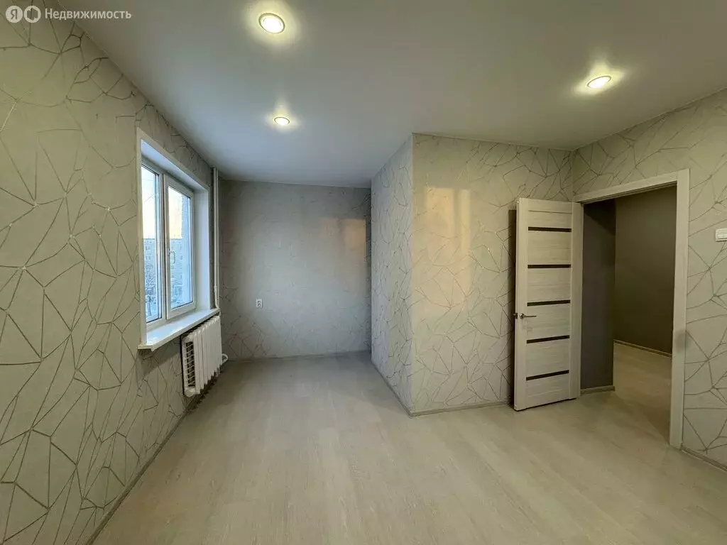 1-комнатная квартира: Березники, улица 30 лет Победы, 6 (34.9 м) - Фото 1