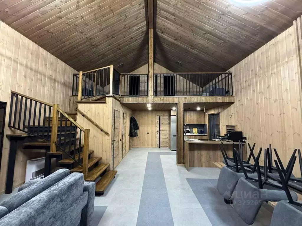 Дом в Марий Эл, Медведевский район, Азяковское с/пос, д. Среднее ... - Фото 2