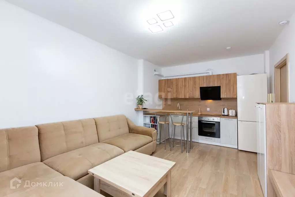 Продаётся 2-к квартира, 61.1 м - Фото 1