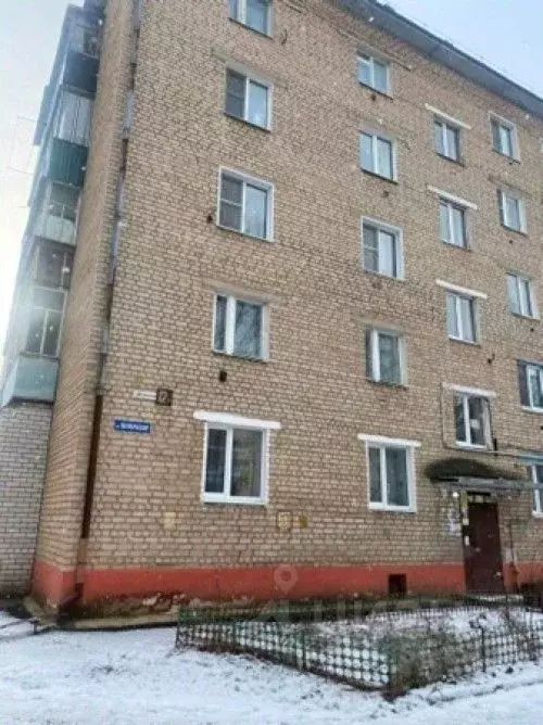 3-к кв. Орловская область, Ливны Октябрьская ул., 12А (52.3 м) - Фото 0