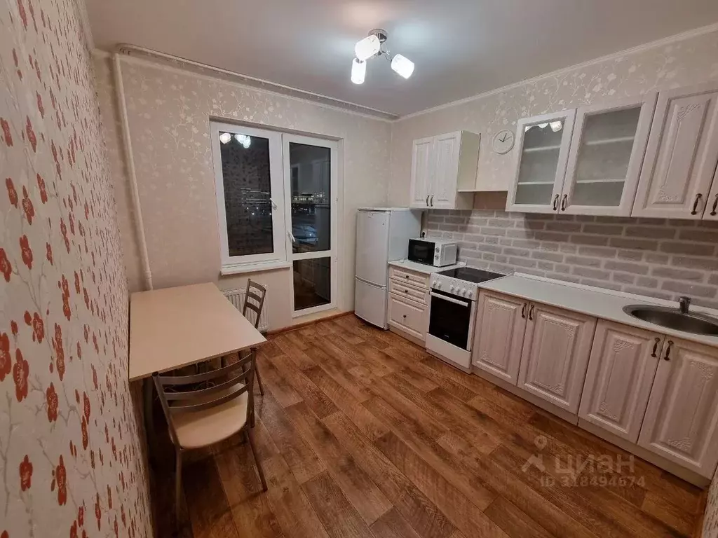 1-к кв. Тюменская область, Тюмень ул. Ю.-Р.Г. Эрвье, 28 (35.0 м) - Фото 1