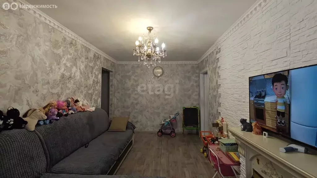 3-комнатная квартира: Ишимбай, проспект Ленина, 57 (54.3 м) - Фото 1
