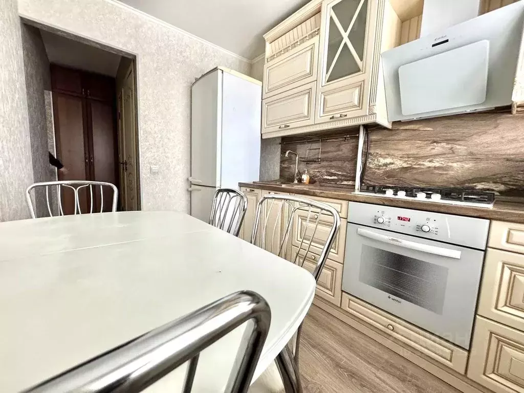 2-к кв. Башкортостан, Уфа ул. Джалиля Киекбаева, 17 (50.0 м) - Фото 2