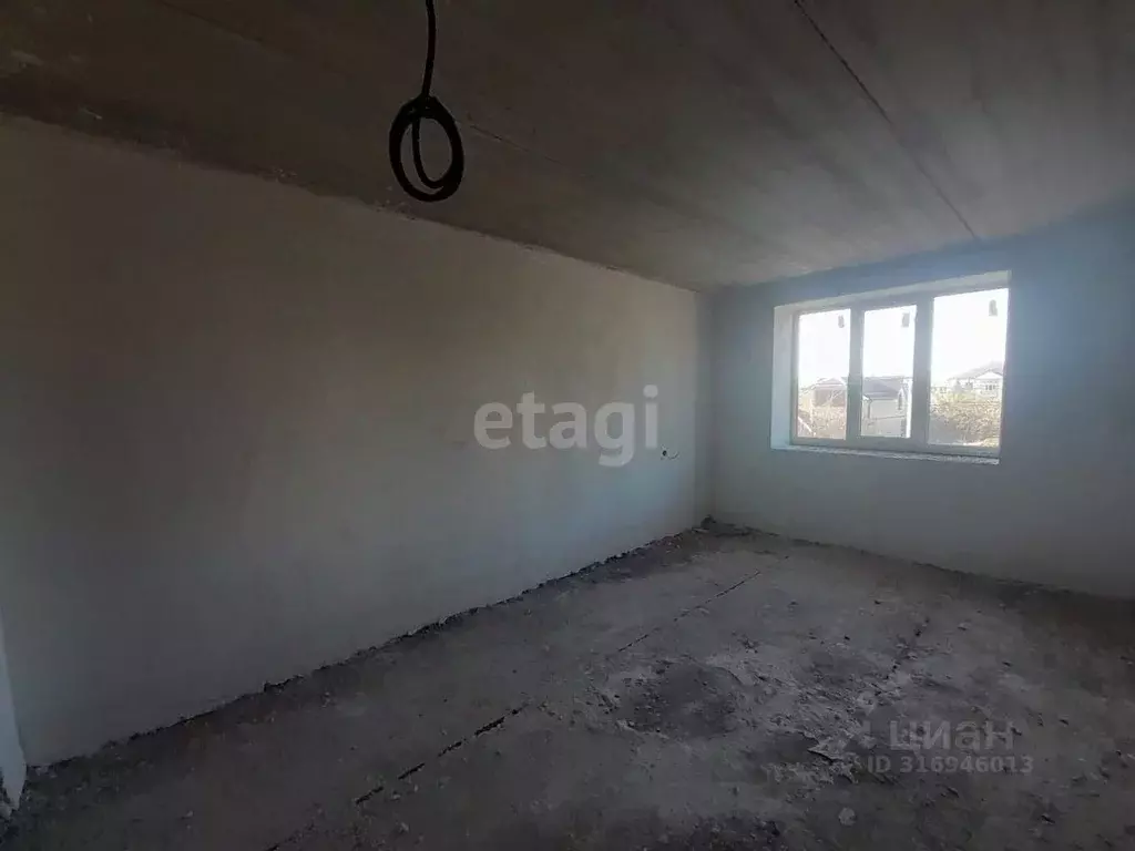 2-к кв. Карачаево-Черкесия, Черкесск ул. Демиденко, 26 (82.0 м) - Фото 0