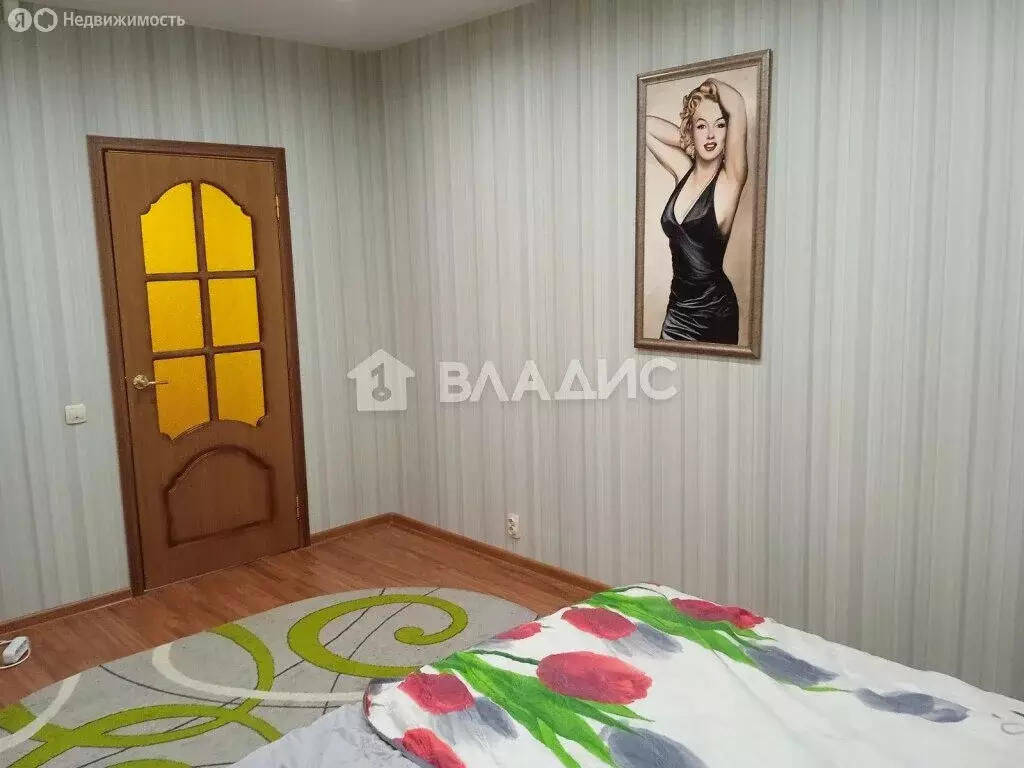 3-комнатная квартира: Ковров, улица Барсукова, 17 (86.6 м) - Фото 1
