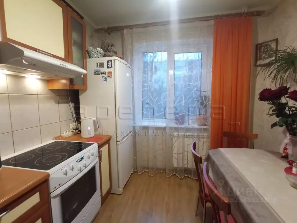 2-к кв. Красноярский край, Красноярск ул. Академгородок, 14 (53.5 м) - Фото 2