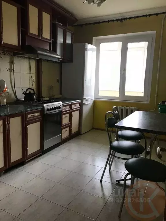 4-к кв. Крым, Симферополь ул. 60 лет Октября, 21 (93.9 м) - Фото 1