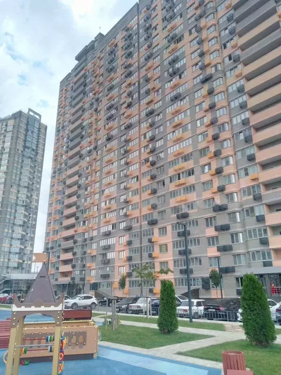 1-к. квартира, 39 м, 8/25 эт. - Фото 1