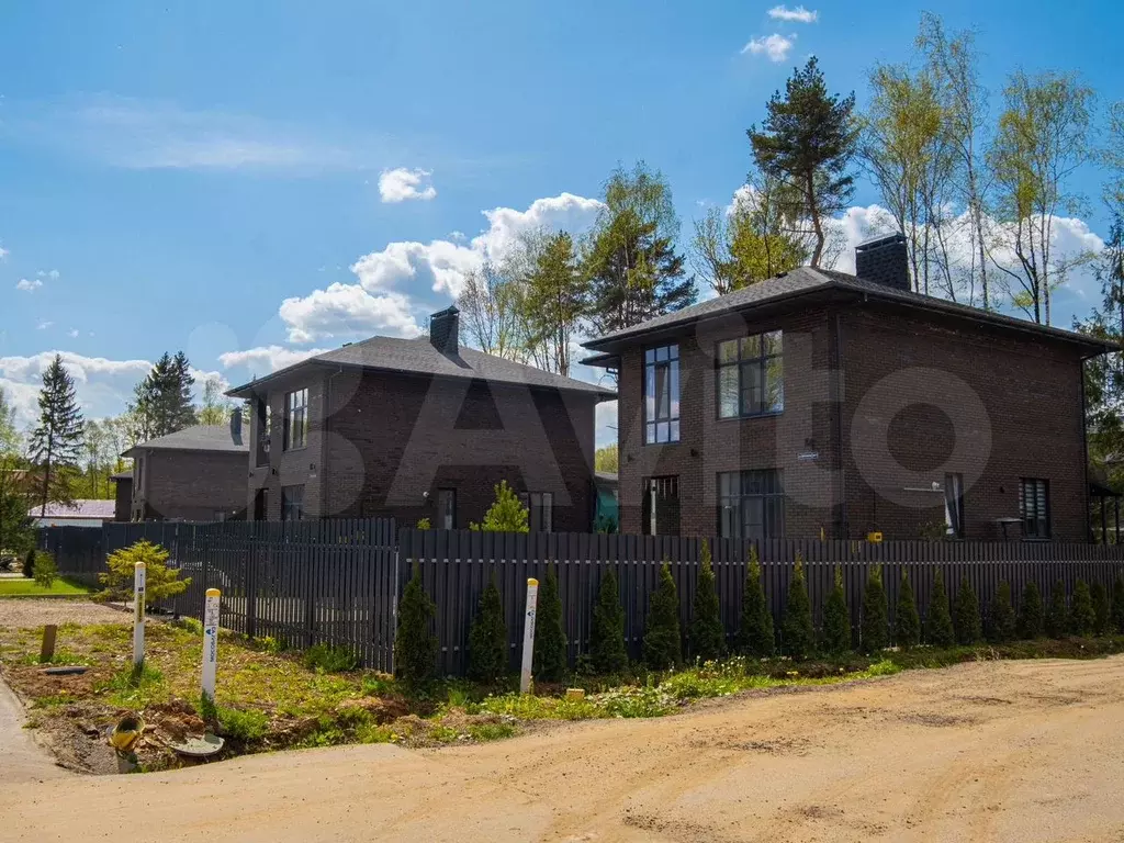 Дом 180 м на участке 7,5 сот. - Фото 0