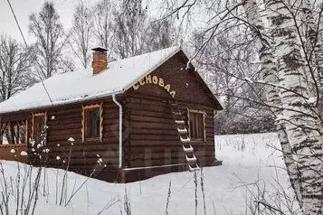Дом в Калужская область, Юхновский муниципальный округ, Чемоданово ... - Фото 1