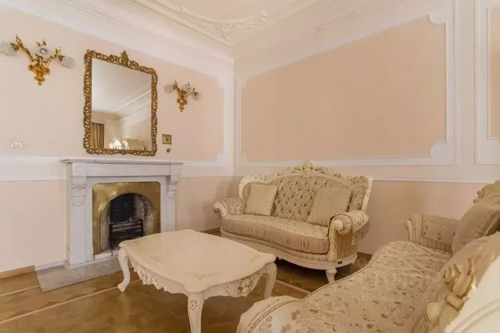 3-к кв. Санкт-Петербург ул. Рубинштейна, 4 (170.0 м) - Фото 0