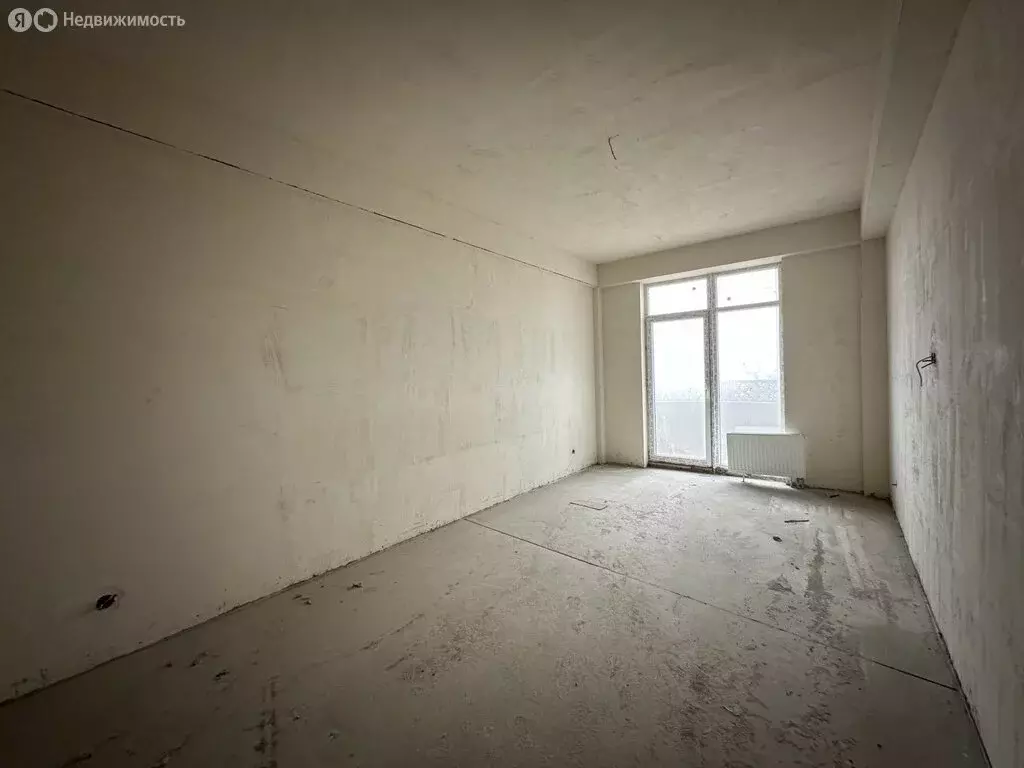 2-комнатная квартира: Махачкала, улица Ирчи Казака, 128В (84 м) - Фото 1