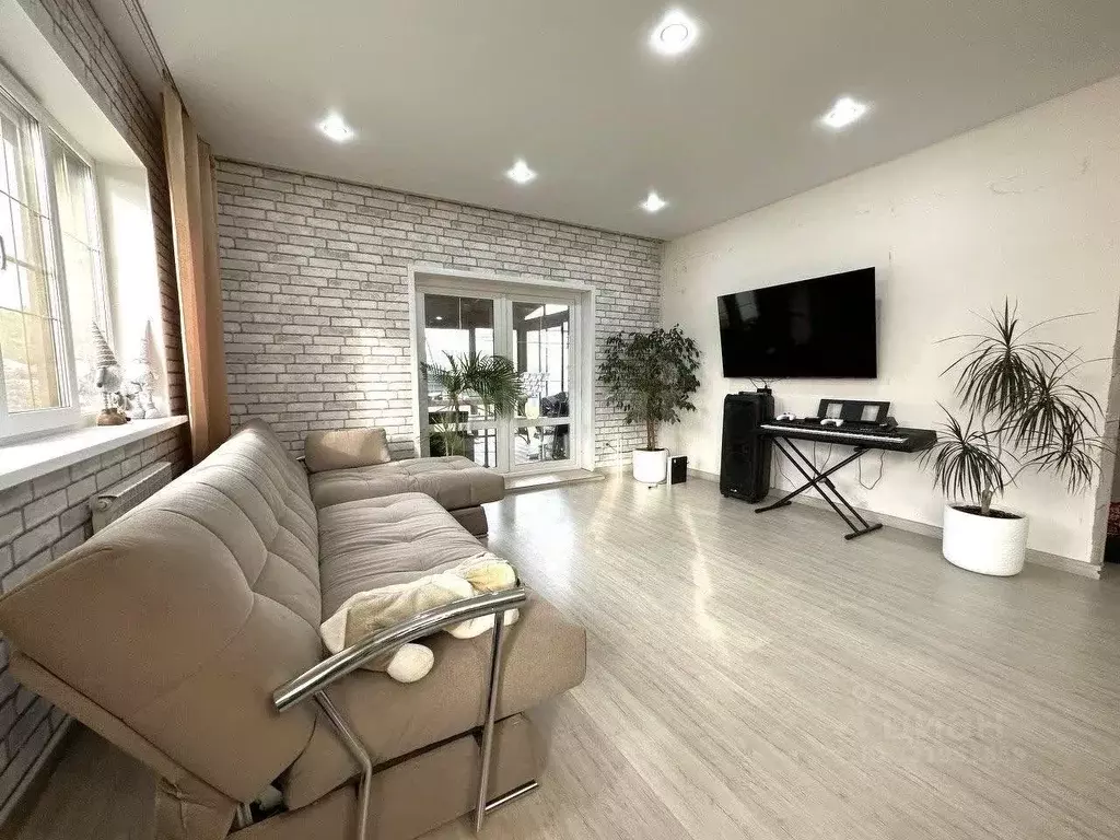 Дом в Владимирская область, Ковров ул. Радужная, 4 (98 м) - Фото 1