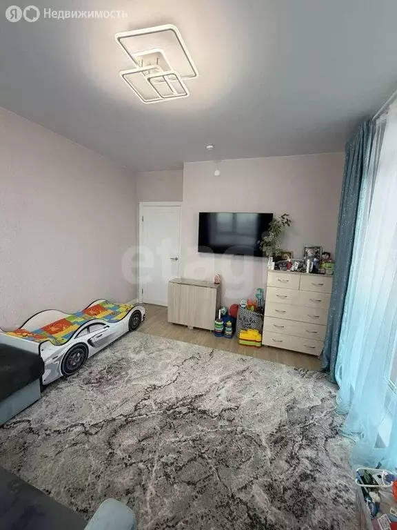 2-комнатная квартира: Пермь, улица Красных Командиров, 7 (50 м) - Фото 1