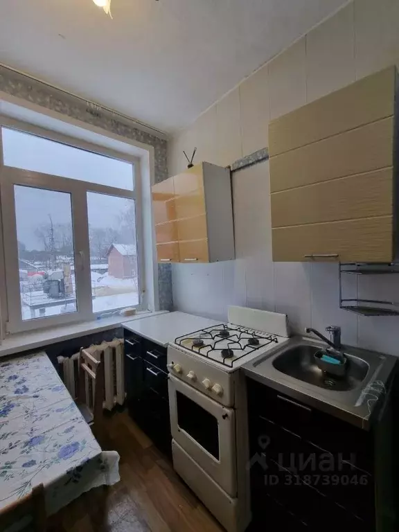 2-к кв. Коми, Сыктывкар городской округ, Краснозатонский пгт ул. ... - Фото 0